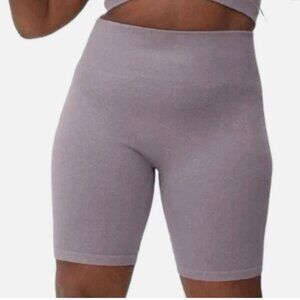 NWT EVERLANE Seamless Bike Shorts Light Purple 8" Size XL / Size XXL